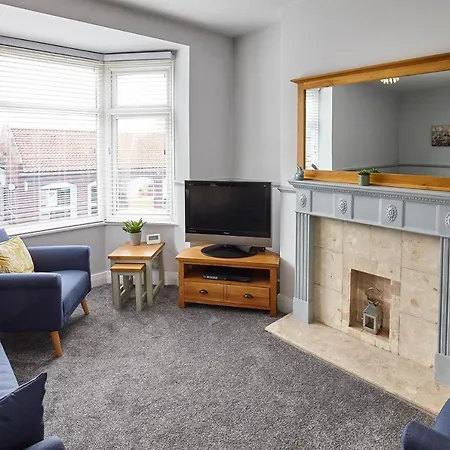 Host & - Cobblestones Apartment *